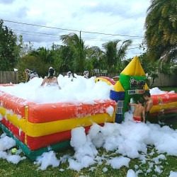 581920867 51861373 1696578723821259 2732136294618271148 n 17510269 1 Foam Mania